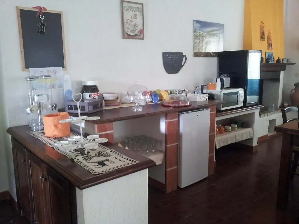 Al Sole Di Pula Bed & Breakfast