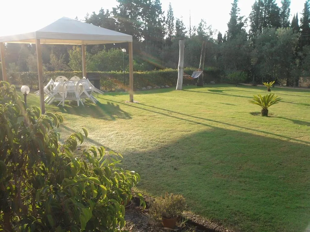 Al Sole Di Pula Bed & Breakfast